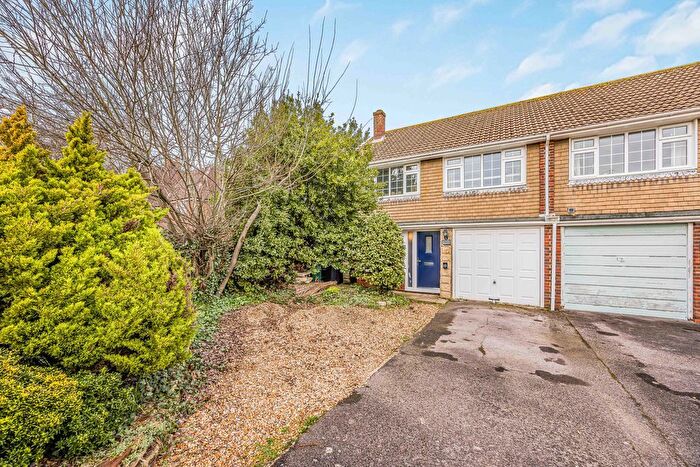 3 Bedroom Semi Detached House For Sale In Manor Road, Southbourne, PO10