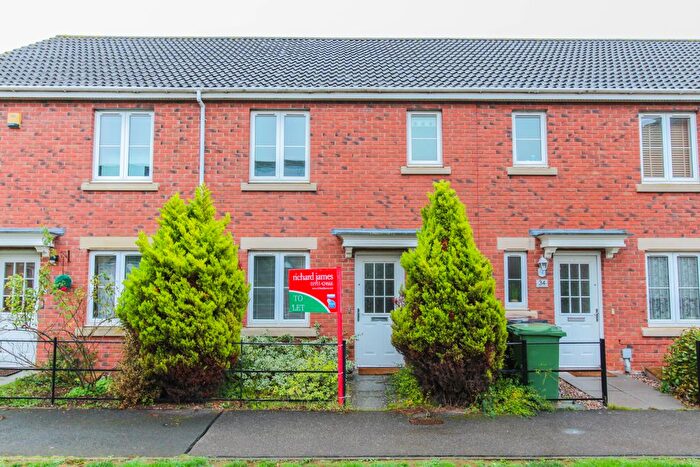 3 Bedroom Terraced House To Rent In Lapwing Close, Corby, NN18