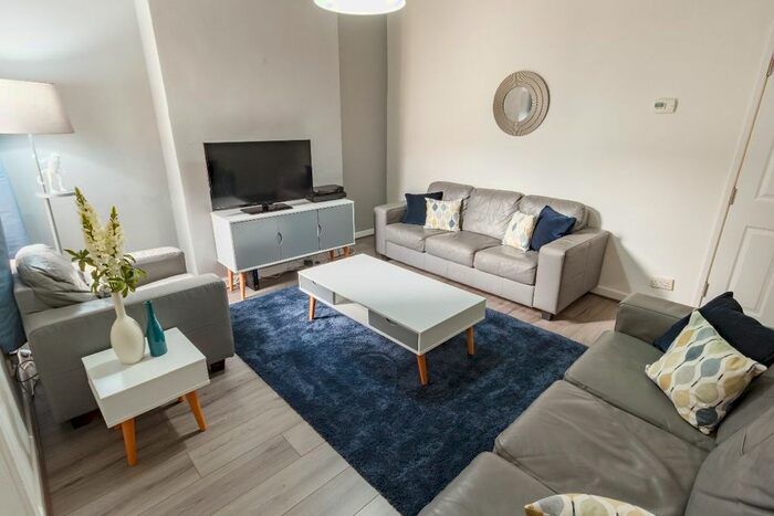 5 Bedroom Terraced House To Rent In Jubilee Drive, Kensington, Liverpool L7