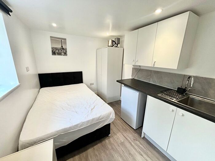 1 Bedroom Studio To Rent In Clydesdale Place, Milton Keynes, MK14