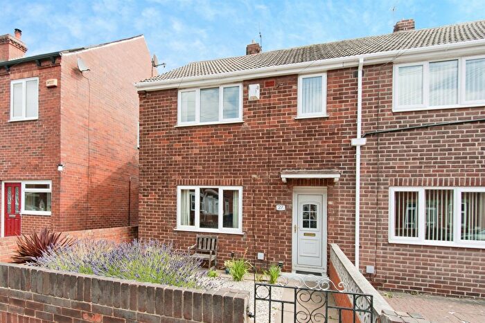 3 Bedroom End Of Terrace House For Sale In Firville Avenue, Normanton, WF6