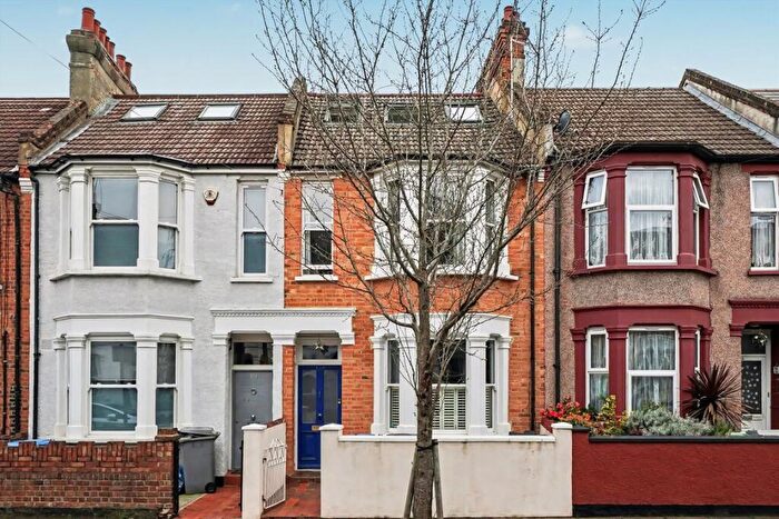 5 Bedroom Terraced House For Sale In Burns Road, Harlesden, NW10