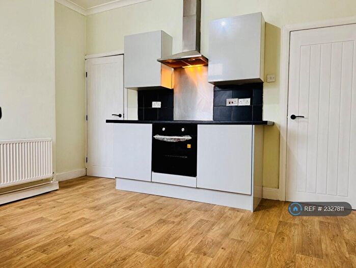 4 Bedroom Terraced House To Rent In Belmont Terrace, Thorne, Doncaster, DN8