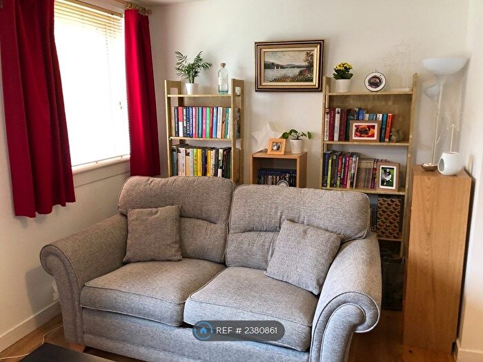 1 Bedroom Flat To Rent In Stuart Crescent, Edinburgh, EH12