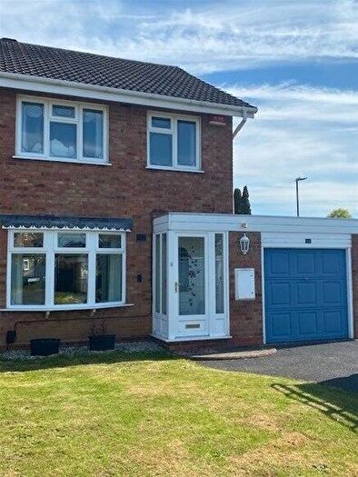 3 Bedroom Semi-Detached House For Sale In Oversley Road, Sutton Coldfield, B76