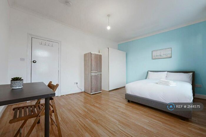 5 Bedroom Terraced House To Rent In Buxton Road, London, E15