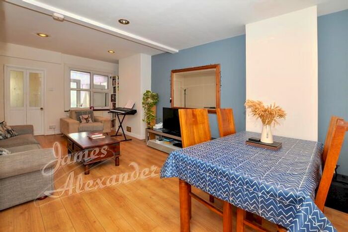 2 Bedroom Terraced House To Rent In Northborough Road, London, SW16