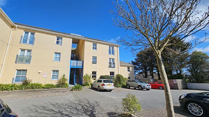 1 Bedroom Flat For Sale In Longstone Hill, Carbis Bay, St. Ives, TR26