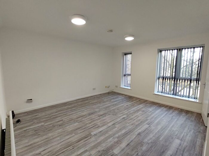 2 Bedroom Flat To Rent In Wesley Avenue, London, E16