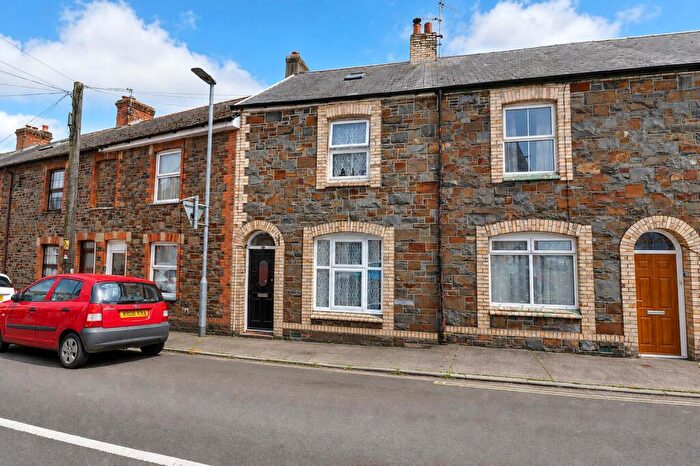 3 Bedroom Terraced House For Sale In Well Street, Torrington, Devon, EX38