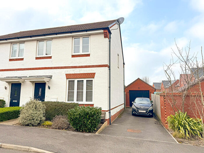 2 Bedroom Semi-Detached House For Sale In Boorley Green, SO32