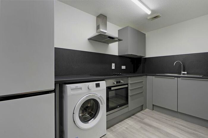 1 Bedroom Apartment To Rent In Apt Phoenix Court, Sheffield, S1