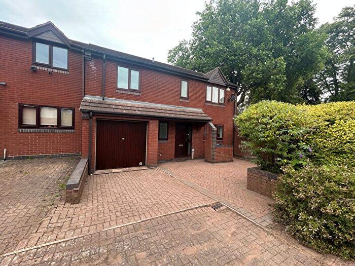 3 Bedroom Terraced House To Rent In Aboyne Close, Edgbaston, Birmingham, B5