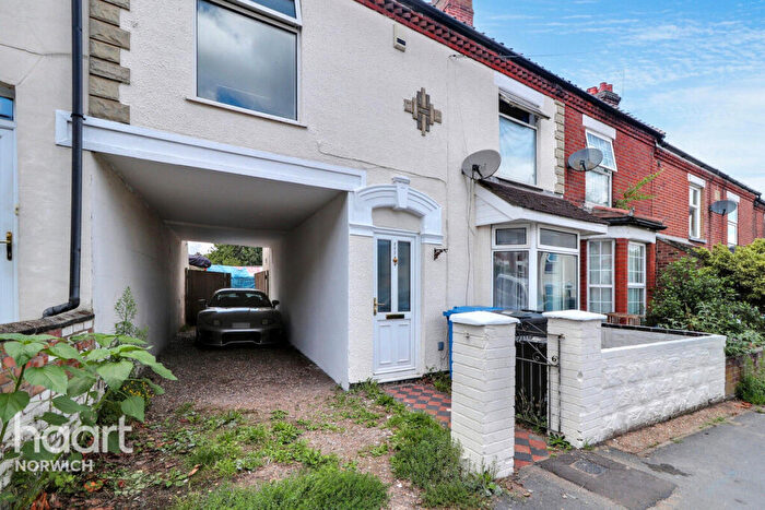 4 Bedroom End Of Terrace House For Sale In Silver Road, Norwich, NR3