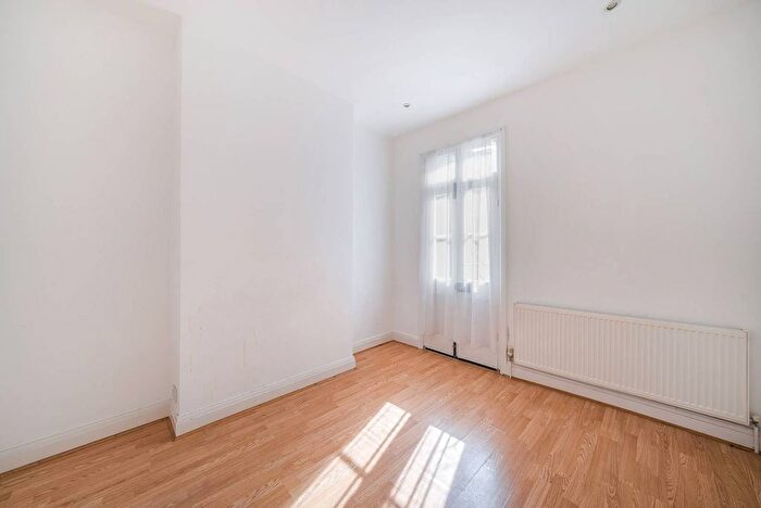 5 Bedroom Terraced House To Rent In Trelawn Road, Brixton, London, SW2