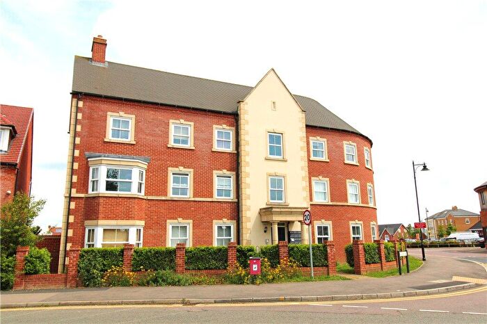 2 Bedroom Apartment To Rent In Kingswood Way, Great Denham, MK40