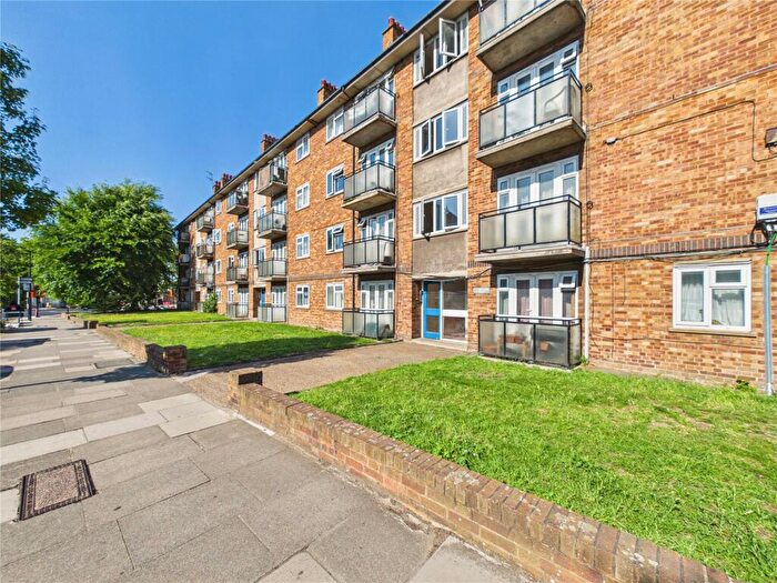 1 Bedroom Apartment To Rent In Frances Street, London, SE18