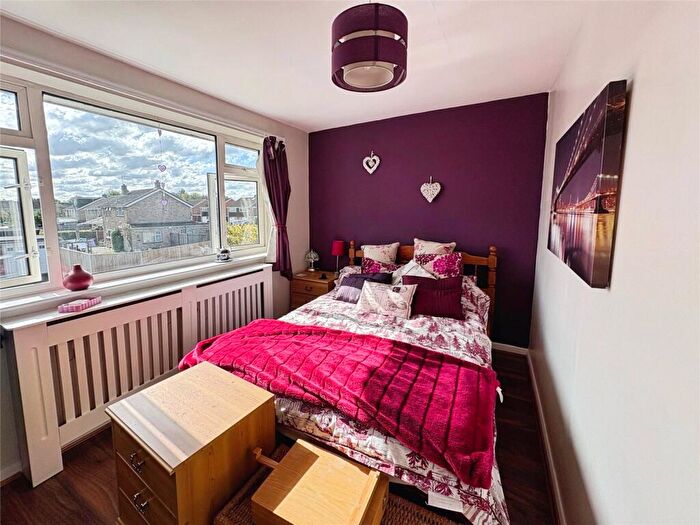 5 Bedroom Detached House For Sale In Meadow Way, Theale, Reading, RG7