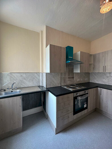 2 Bedroom House To Rent In Brief Street, BB10