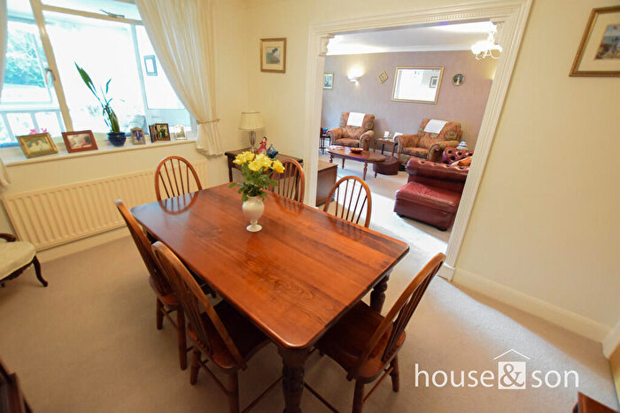 2 Bedroom Apartment For Sale In Wychwood Grange, Braidley Road, Meyrick Park, Bournemouth, BH2