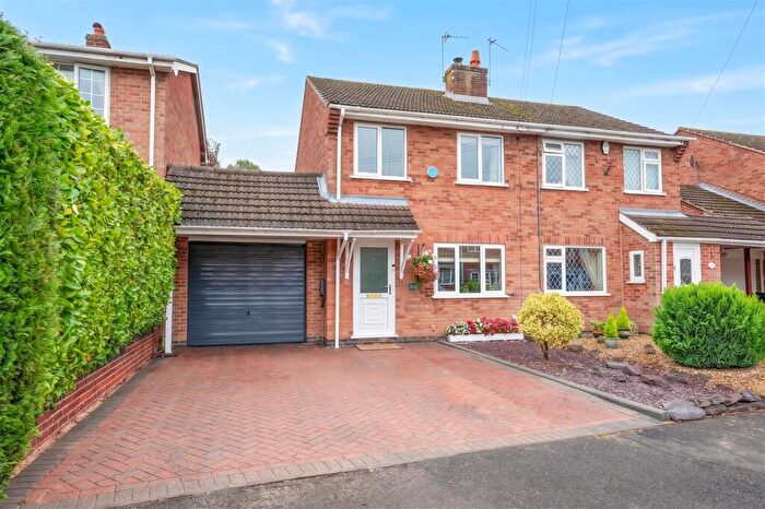 3 Bedroom Semi-Detached House For Sale In Barklam Close, Donisthorpe, DE12