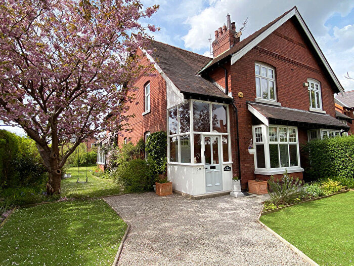 4 Bedroom Semi Detached House For Sale In Hesketh Lane, Tarleton, PR4