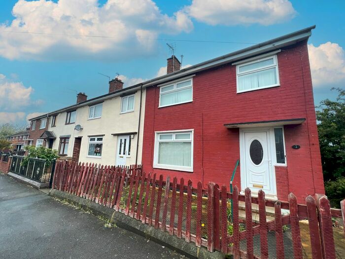 3 Bedroom End Of Terrace House To Rent In Cranmore Road, Middlesbrough, TS3
