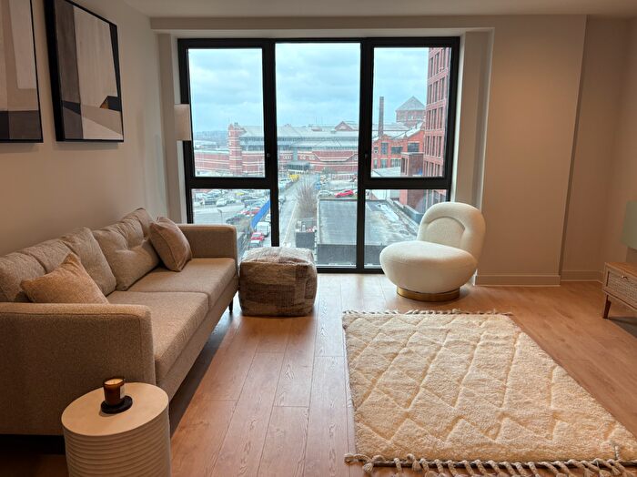 1 Bedroom Apartment To Rent In Waterhouse Gardens, Manchester, Greater Manchester, M3