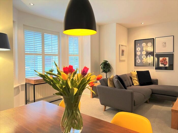 2 Bedroom Flat To Rent In Stanley Road, Manchester, M16