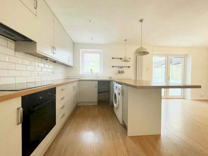 2 Bedroom Semi-Detached House To Rent In St Matthias Street, Burley, Leeds, LS4