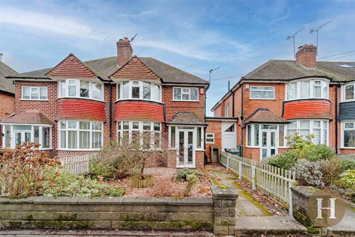 3 Bedroom Semi Detached House For Sale In Queens Park Road, Harborne, Birmingham, B32