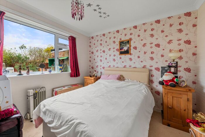 2 Bedroom Detached Bungalow For Sale In Maple Road, Boston, PE21