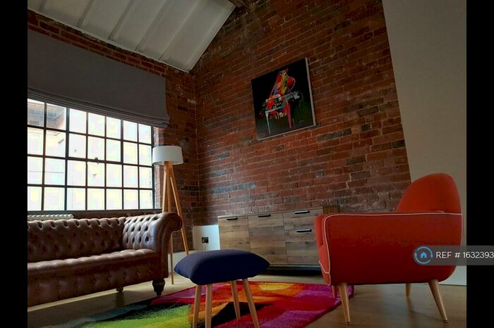 3 Bedroom Terraced House To Rent In Mint Drive, Birmingham, B18