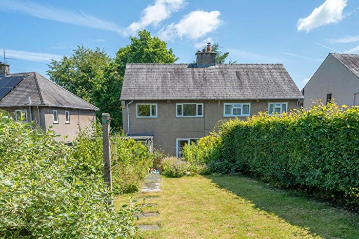 3 Bedroom Semi Detached House For Sale In Hallgarth Circle, Kendal, LA9