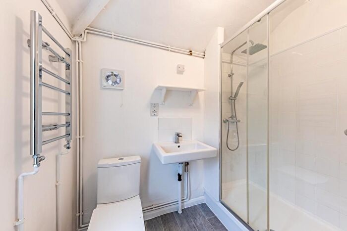 2 Bedroom Flat To Rent In Burgage Green, Burgage, Southwell, NG25