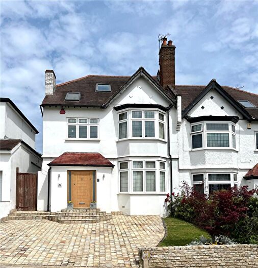 6 Bedroom Semi-Detached House For Sale In Fitzalan Road, Finchley, London, N3