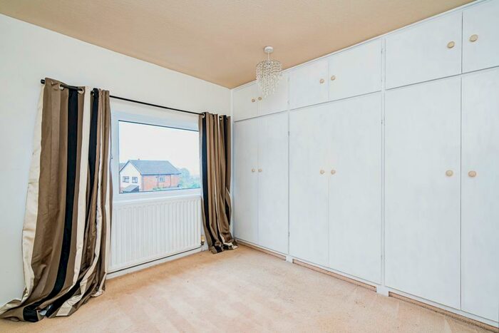 3 Bedroom Semi-Detached House For Sale In Waverley Crescent, Romsley, Halesowen, B62