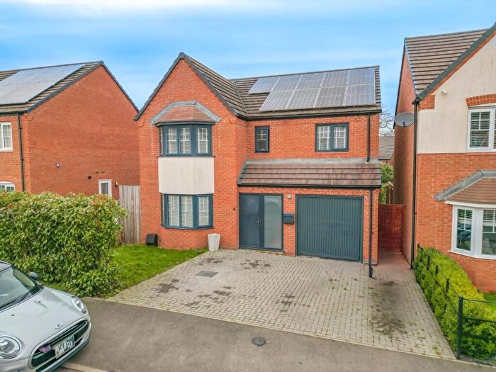 4 Bedroom Detached House To Rent In Chetwynd Drive, Grendon, CV9