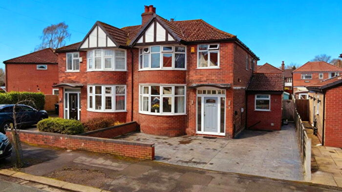 3 Bedroom Semi Detached House For Sale In Woodheys Drive, Sale, M33