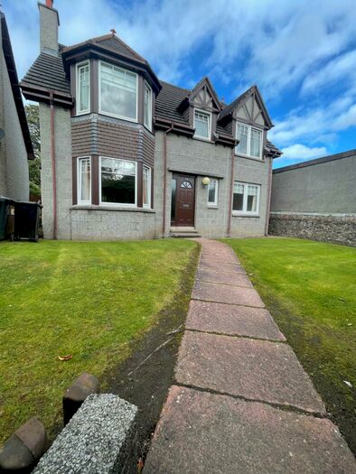 4 Bedroom Detached House To Rent In Morningfield Road, Aberdeen, AB15