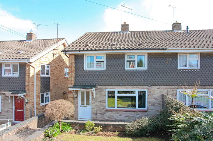 2 Bedroom Semi Detached House For Sale In Bretch Hill, Banbury, OX16