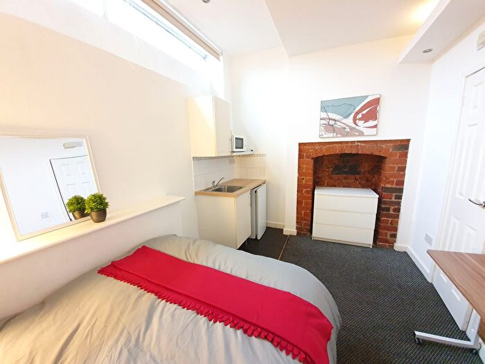 Studio To Rent In Walsall Street, Willenhall, WV13