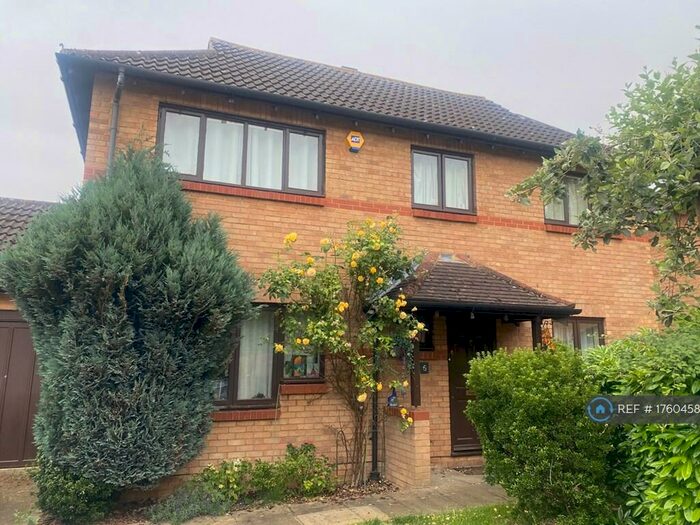 3 Bedroom Detached House To Rent In Morrell Close, Shenley Church End, Milton Keynes, MK5