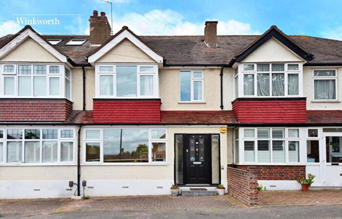 3 Bedroom Terraced House For Sale In Hilldale Road, Cheam, Sutton, SM1