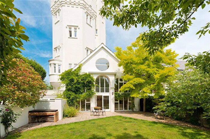 3 Bedroom Terraced House To Rent In Ruxley Towers, Ruxley Ridge, Claygate, Esher, KT10