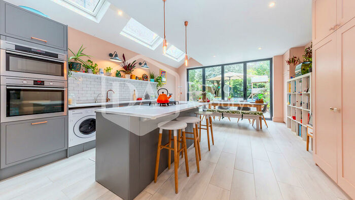 5 Bedroom Terraced House To Rent In Inderwick Road, Crouch End, London, N8