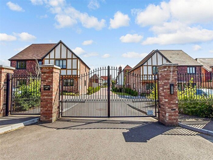 3 Bedroom Semi-detached House For Sale In Sapphire Park, Sutton Valence, Kent, ME17