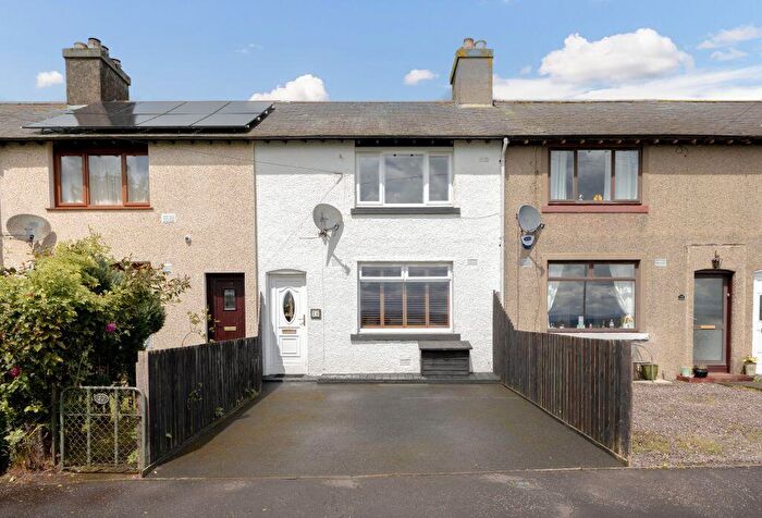 2 Bedroom Terraced House For Sale In Farm Road, Crombie, KY12