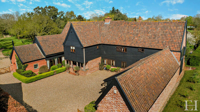 6 Bedroom Barn Conversion For Sale In The Heywood, Diss, IP22