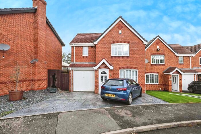 3 Bedroom Detached House For Sale In Huskison Close, Tividale, Oldbury, B69